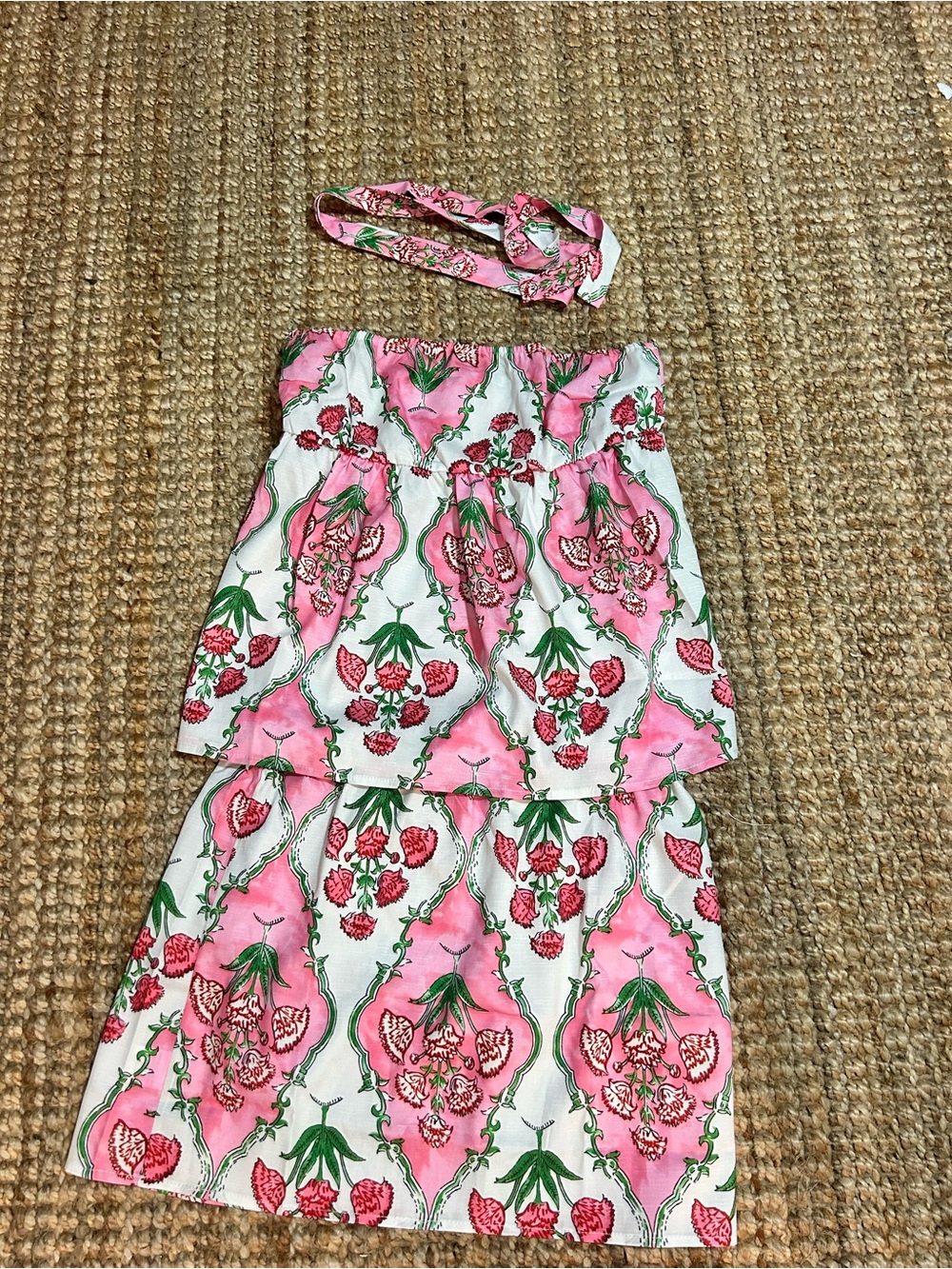 Pink & White Floral Strapless set with neck scarf never worn before!